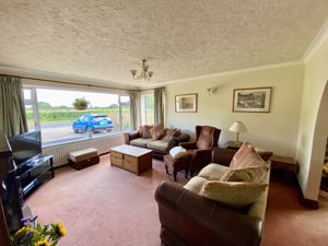 Lounge- click for photo gallery